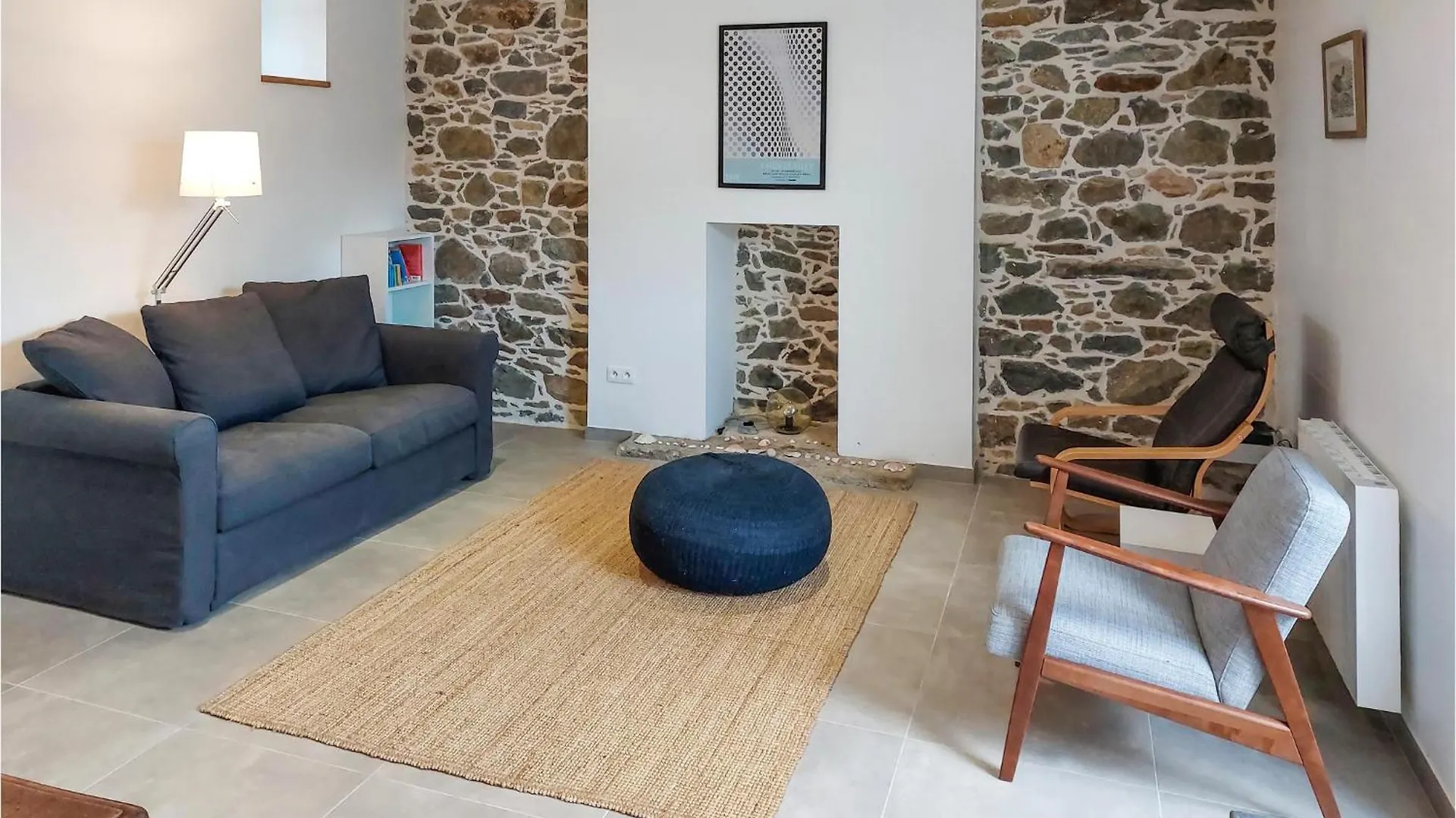 2 Bedroom Amazing Home In Saint-Clet Casa de Férias